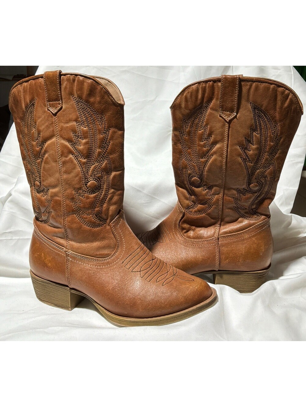 Woman’s Size 9 Wide Coconuts By Matisse Gaucho Boots